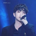 [EXO] <b>요새</b> 진짜 행복하다