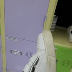 [댓글부탁해] 친구한테 판 <b>신발</b>이 일주일만에 망가졌는데