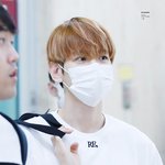 [백현] 백현이 <b>공항</b> 고화질
