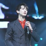 <b>독보적</b>인 미모를 가진 아이돌