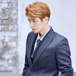 [백현] <b>반듯</b>한 옆선으로 오늘도 심멎하게 만드는 #엑소 #백현 이...