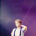 [시우민] 시우민 <b>갤럭시</b>S8 화보 업뎃