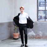 [백현] <b>BORN</b> TO BE 프린스백현..  이거든요?!