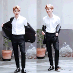 [EXO] 백현이는 <b>허리</b>가 다 다리야