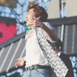 [시우민] 시우민 바람을 <b>온몸</b>으로 느끼는 중?