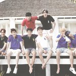 [EXO] 아까 스티커로 글 올린년인데