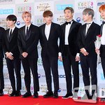 [방탄소년단] 레카 기다리면서 ㅎㅎ
