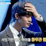 [프로듀스] <b>버스</b>정류장에서 비맞고 있다고 너가 연락해서 <b>회사</b>에 있다가...