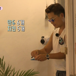 윤식당에서 이서진이 <b>착용</b>한 시계