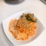 비빔국수 봐주세요!!! 처음인데 대박 ㅋㅋ (<b>더원</b>주크박스는 보너스)