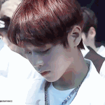 [프로듀스] 권태기 온 <b>남친</b>이 핸드폰만 하길래 나말고 <b>다른</b> 여자랑...