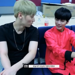 야 이짤 황민현 김종현 <b>덩치</b>차이 개설레지 않음..?