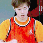 [<b>박지훈</b>] 지훈이 사진을 계속 보게된다
