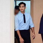 누가 김수현 넥타이 훔쳤냐