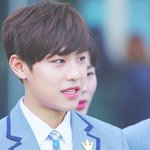 [프듀2] 1차 광탈각이었는데 3주째 순위 급상승 중인 연습생.<b>jpg</b>