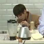 [방탄소년단] 소듕한 <b>다람쥐</b> 만지는 태형이