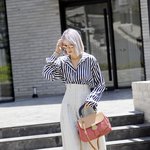 색감 취적하는 아이린 토트백 <b>bb</b>