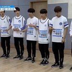 [프듀2] 항상 뭔가 잡고 있어야 <b>안정</b>이 되는 연습생