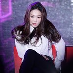 <b>여덕</b> 끌어모으는 女돌