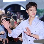 오늘 박보검 앞머리 짧게 짜름