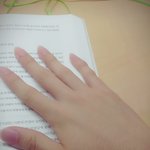 <b>내손</b> 너무 이쁜듯....ㅋ