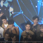 [EXO] 가온방송끝나고포토<b>타임</b>에찍은거임