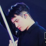 [EXO] ㅆㅂ경수 옆머리 민거냐ㅠㅠㅠㅠㅠ
