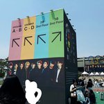 [EXO] 야 스티커랑 포토카드 받으러 와