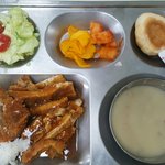 체육대회<b>때</b> 우리학교<b>급식</b>..