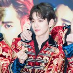 [EXO] ㅋㅋ 어그로야 사실 난 <b>강박증</b>있어서 그닥효과없다^^~