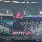 [EXO] 조카 눈치 보면서 찍었네