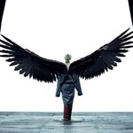 [방탄소년단] 인별 윙즈였으니까 우주로 날아간거 아닐까