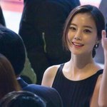 남자들 둘중 <b>누가</b>더 이뻐?