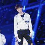 [EXO] 박찬열 피지컬 매우 <b>환상</b>적