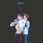 [백현] 굉장히 친절한 백현이 복근공개 직캠 ㅠㅠ