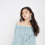 이런 오프<b>숄더</b> 어떤가요~~?