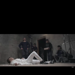 [인피니트] ㅅㄷ) 너여야만해 뮤비 신발 뭔지 아는사람ㅠㅠㅠ