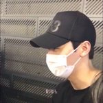 [프듀2] <b>황민현</b>이 입고 있는 옷