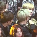 [방탄소년단] 이 날 호석이 왜 <b>입술</b> 시옷? ㅋㅋ