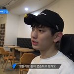 이의웅 모자에 달린거 자기집 문구점에서 파는클립이다