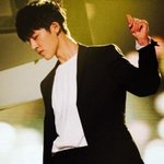 [조언부탁해] 좋아하는 여성한테 '시'를 <b>이용</b>해 마음을 표현하려...
