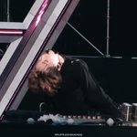 [시우민] (시우민)이런것만 좋아하는 팬이라 <b>미안</b>해ㅠㅠㅠ