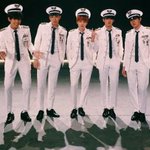 [방탄소년단] <b>제복</b>소년단