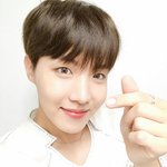 [방탄소년단] 진짜 세상 심각하게 <b>예쁘다</b>