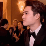 [EXO] :어 경수야 <b>결혼</b> <b>축하</b>한다