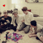 [방탄소년단] 토마토를 씻자 찹<b>찹찹</b>