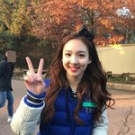 <b>나연</b> 실제로보면 되게이쁠거같다