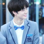 [프로듀스] <b>진영</b>이 나비넥타이  매우 귀엽네