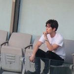 [EXO] 난 오늘 <b>변백현</b> 김준면 대기실 <b>밖</b> 나온게 너무 고마움