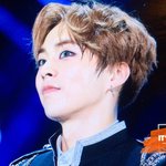 [시우민] <b>츄</b>르 발견한 시우민??